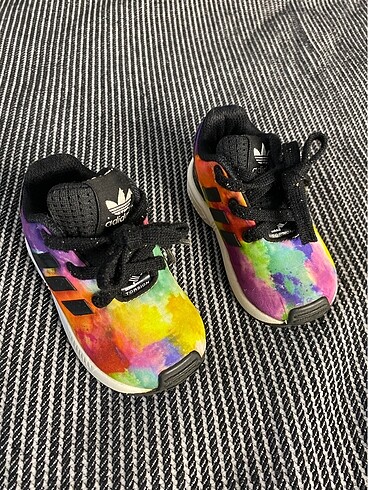 Bebek adidas