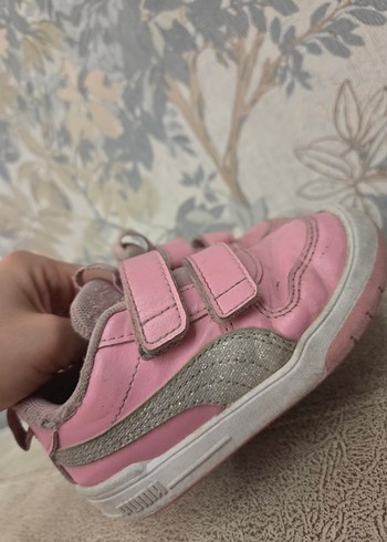 23 Beden Puma Kız Çocuk Pembe Cırt Cırtlı Spor Ayakkabı