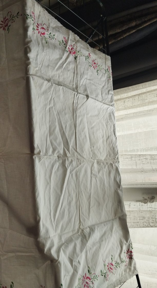 Nakışlı Beyaz  Örtüsü - Görsel 4