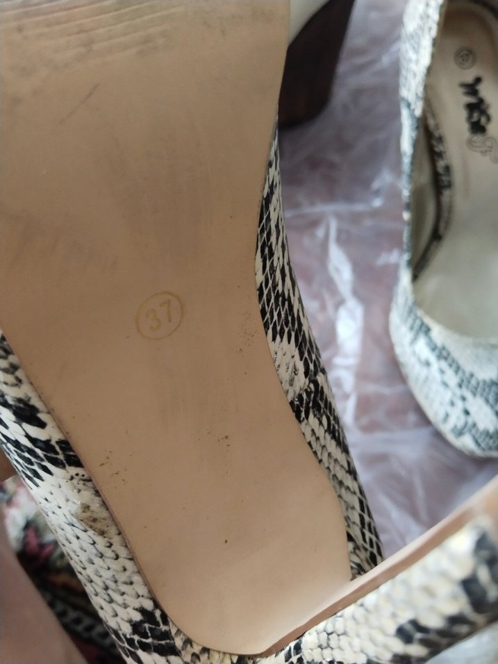 Yılan derisi kadın steletto - Görsel 2