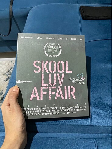 Skool luv affair bts albüm