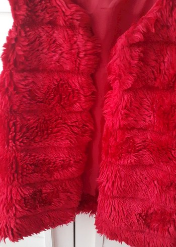 Kız Çocuk Kırmızı Kürklü Streetwear Yelek - Görsel 3