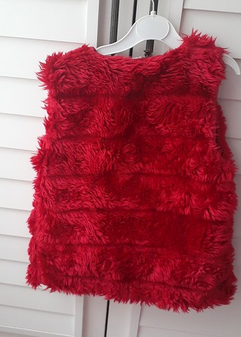 Kız Çocuk Kırmızı Kürklü Streetwear Yelek - Görsel 4