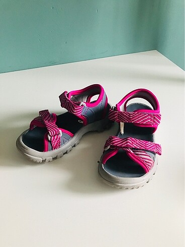 26 Beden Decathlon Çocuk Sandalet