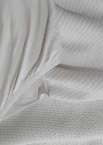 Beyaz Yatak Koruyucu/Alez - Görsel 3