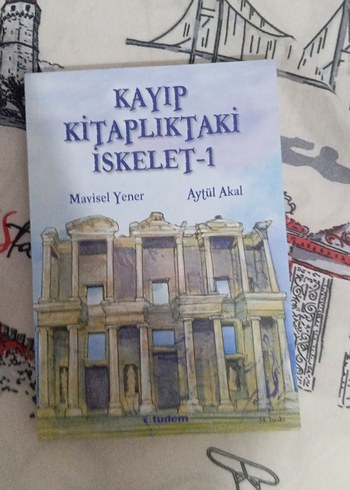 Kayıp Kitaptaki İskelet-1 Tarih Kitabı