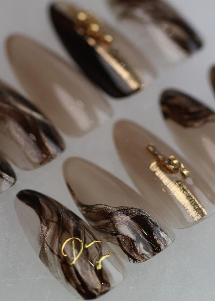 takma tırnak özel tasarım el işçiliğidir - Görsel 2