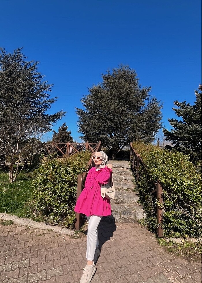 Fuşya bağlamalı fırfırlı gömlek - Görsel 2