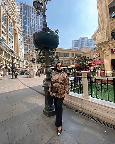 Leopar bağlamalı tunik