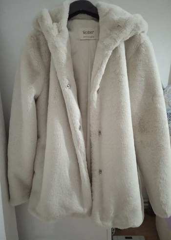 Beyaz Kapüşonlu Kısa Kadın Peluş Mont - Görsel 2