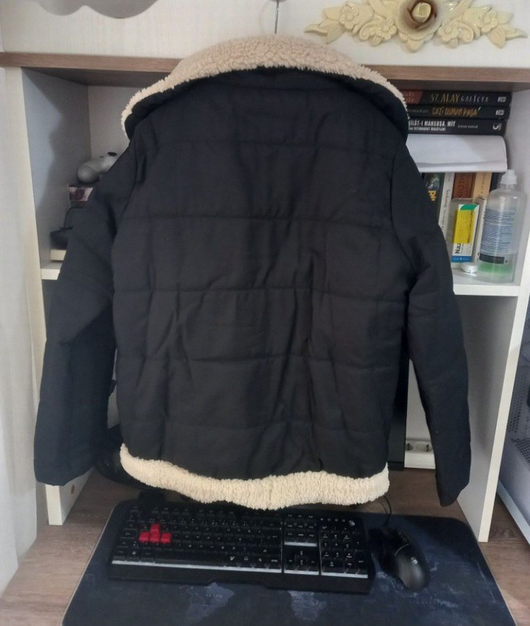 Kürklü Siyah Kadın Kışlık Ceket - Görsel 5