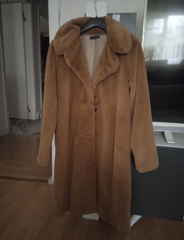 Bej Uzun Süet Kürklü Kadın Kaban - Görsel 3