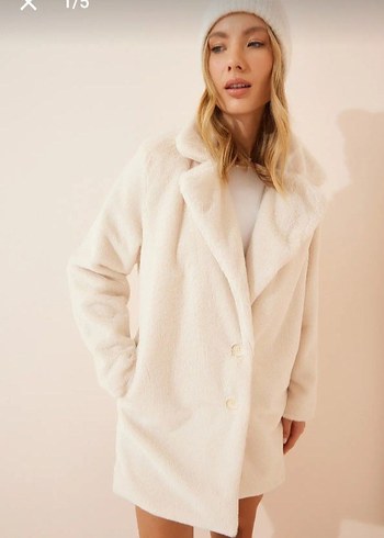 Bej Kısa Kürklü Kadın Kaban - Görsel 2