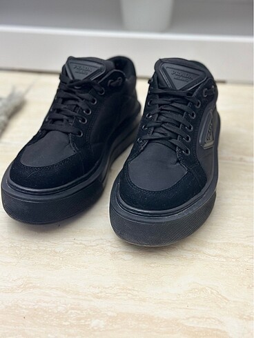40 Beden siyah Renk Siyah sneaker