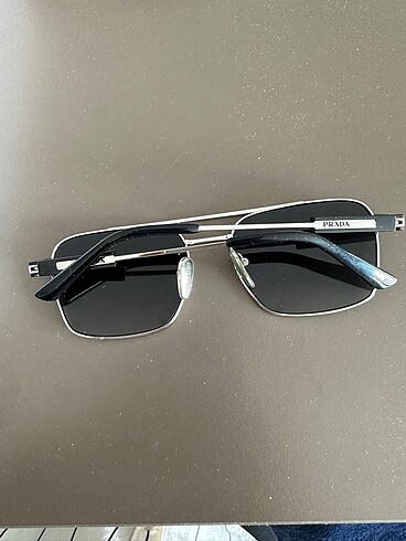 Prada gözlük