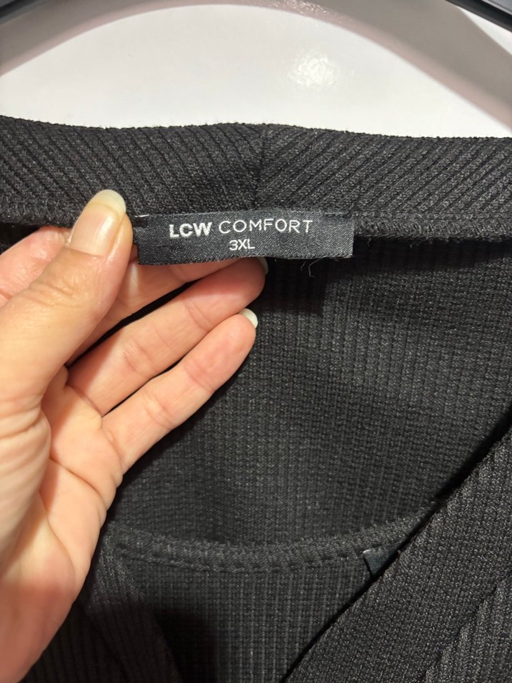 Düğmeli Siyah V Yaka Uzun Kollu Triko Elbise - Görsel 4