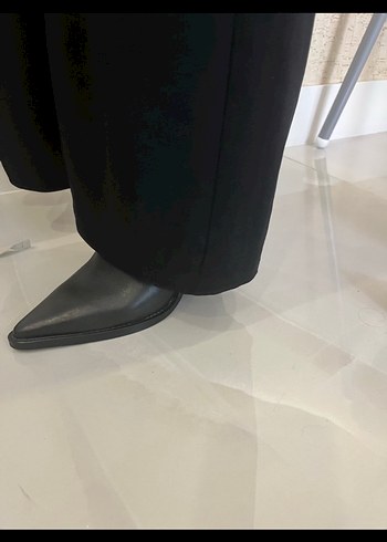 Siyah Deri Stiletto Topuklu Gotik Kadın Bot - Görsel 3