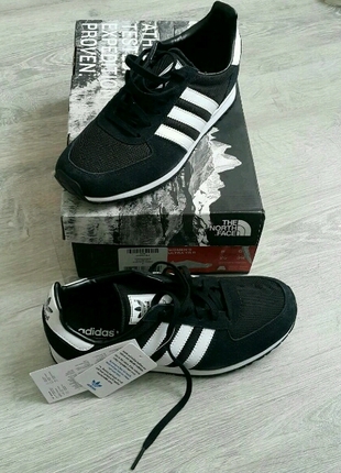 Adidas yeni etiketli ayakkabı 