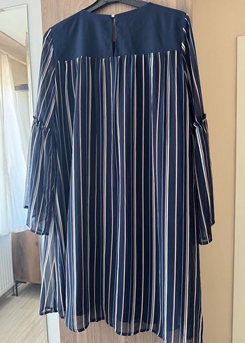 Çizgili Midi Elbise - Görsel 4