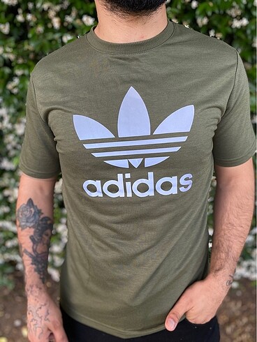 Adidas tişört