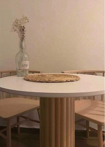  Beden Ahşap model mutfak balkon masası