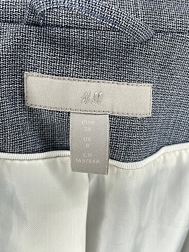 36 Beden çeşitli Renk H&M Blazer %70 İndirimli.