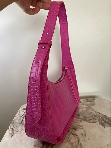 Zara Pembe baget çanta