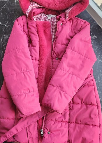 Kürklü Kapüşonlu Pembe Kız Mont - Görsel 4