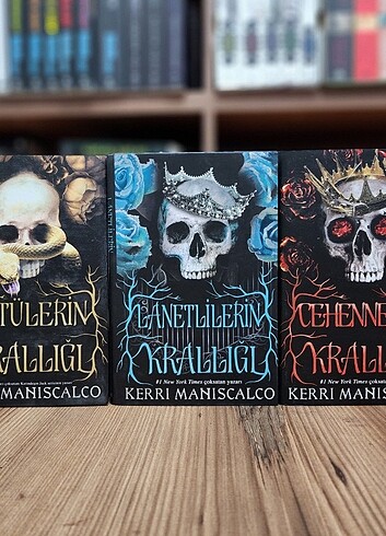 Kötülerin Krallığı Seti 3 Kitap Ciltli Baskı 