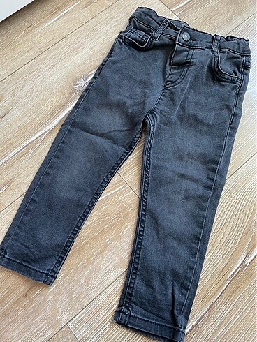 Zara İki adet kot biri Lcw biri Zara