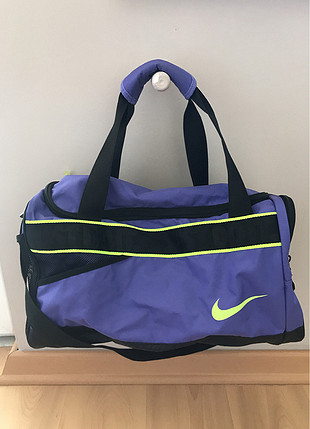 s Beden Nike spor çantası