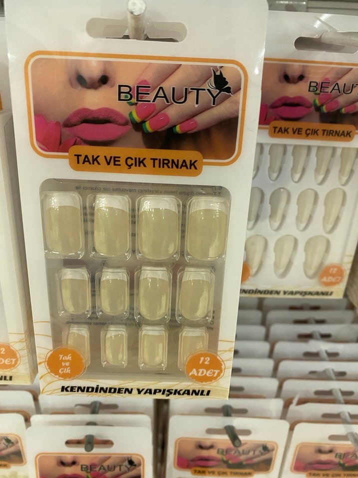 Beyaz Tak ve Çık Tırnak - Görsel 2