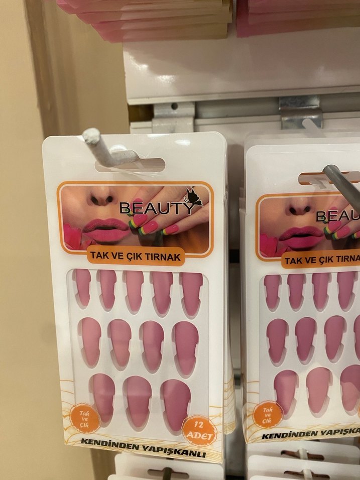 Beyaz Tak ve Çık Tırnak - Görsel 4