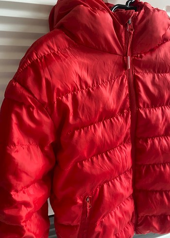 Kırmızı Erkek Çocuk Kapüşonlu Mont - Görsel 2