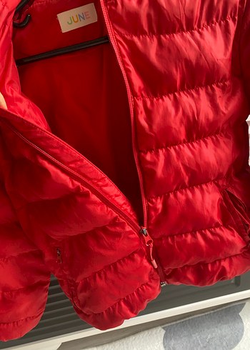 Kırmızı Erkek Çocuk Kapüşonlu Mont - Görsel 4