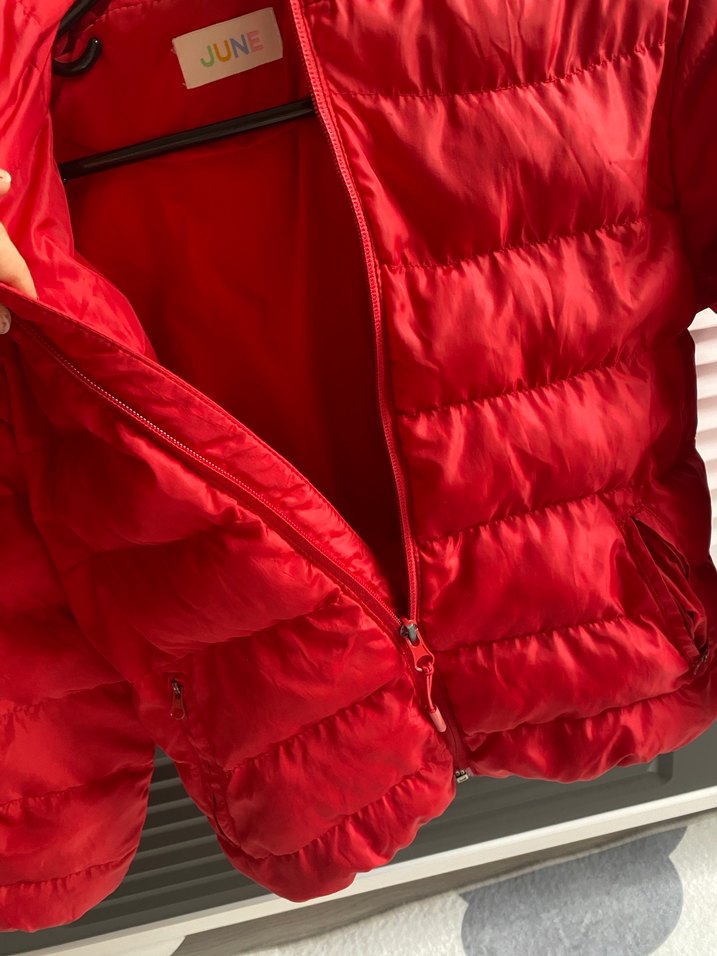 Kırmızı Erkek Çocuk Kapüşonlu Mont - Görsel 4