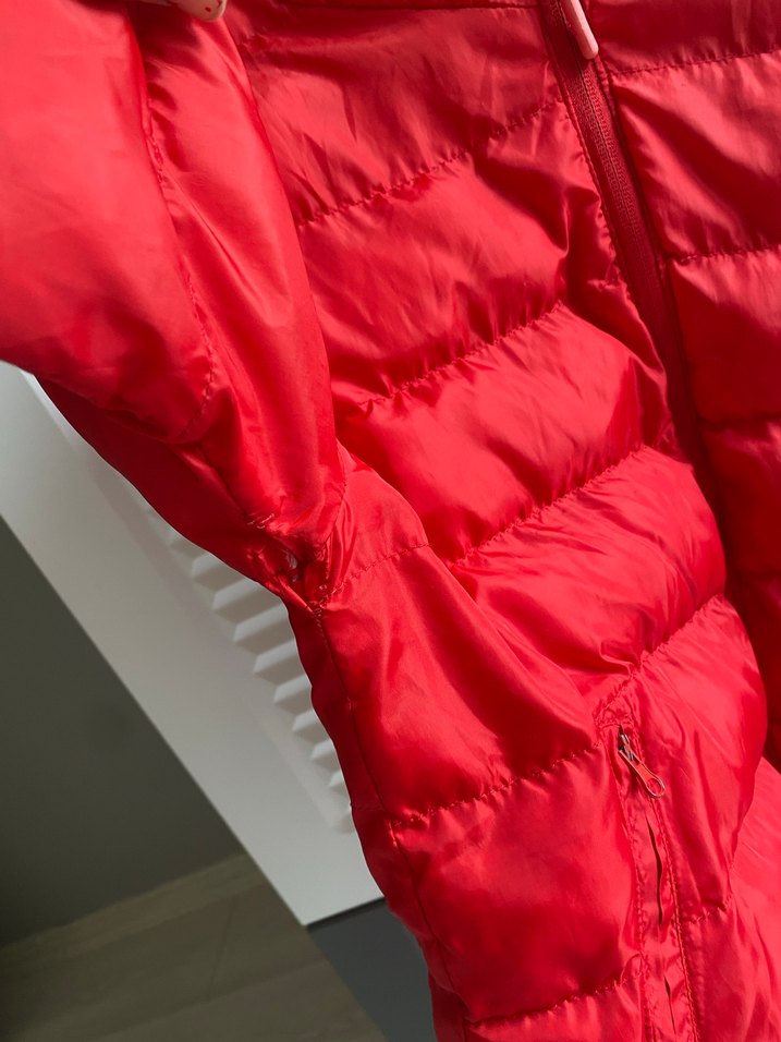 Kırmızı Erkek Çocuk Kapüşonlu Mont - Görsel 3