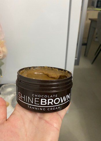 Chocolate Shine Brown Bronzlaştırıcı Vücut Kremi - Görsel 2