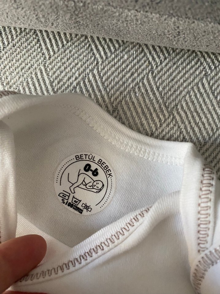 Bebek Beyaz Kolsuz zıbın body - Görsel 4