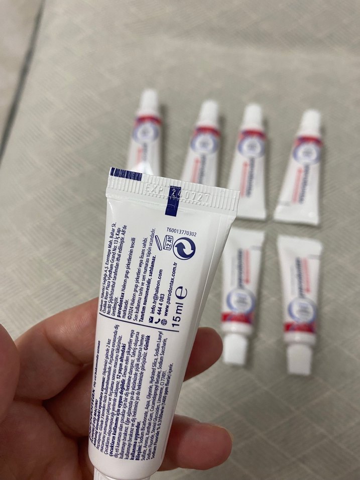 Parodontax Tam Koruma Diş Macunu - Görsel 2