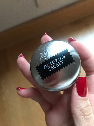 Victoria?s Secret lip balm