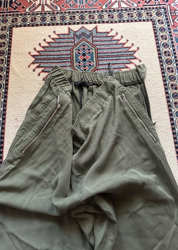 Love My Body Kadın Haki Kumaş Bol Kesim Kemerli Pantolon