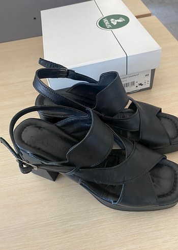 40 Beden Siyah Platform Topuklu Kadın Sandalet