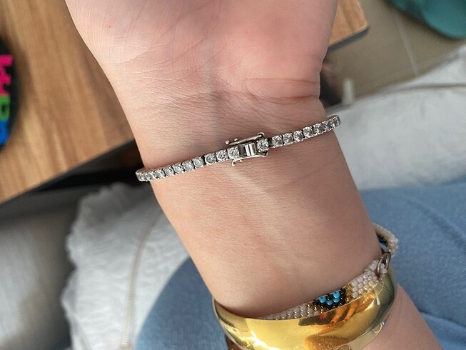 Swarovski gümüş su yolu bileklik orijinaldir