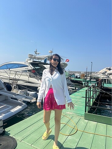 Pembe şort