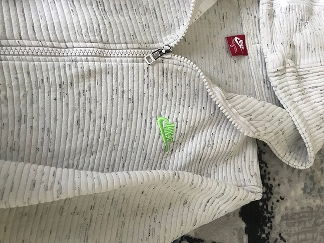 Nike temiz hırka