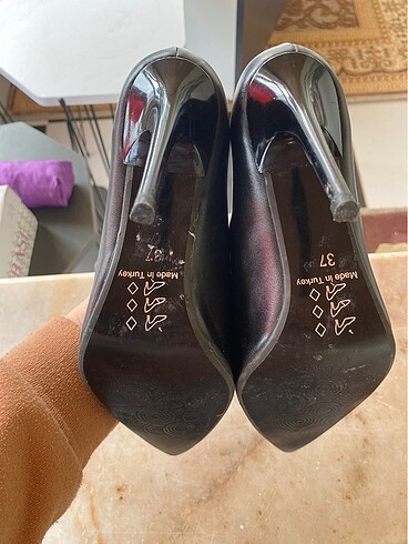 37 Beden siyah Renk Stiletto