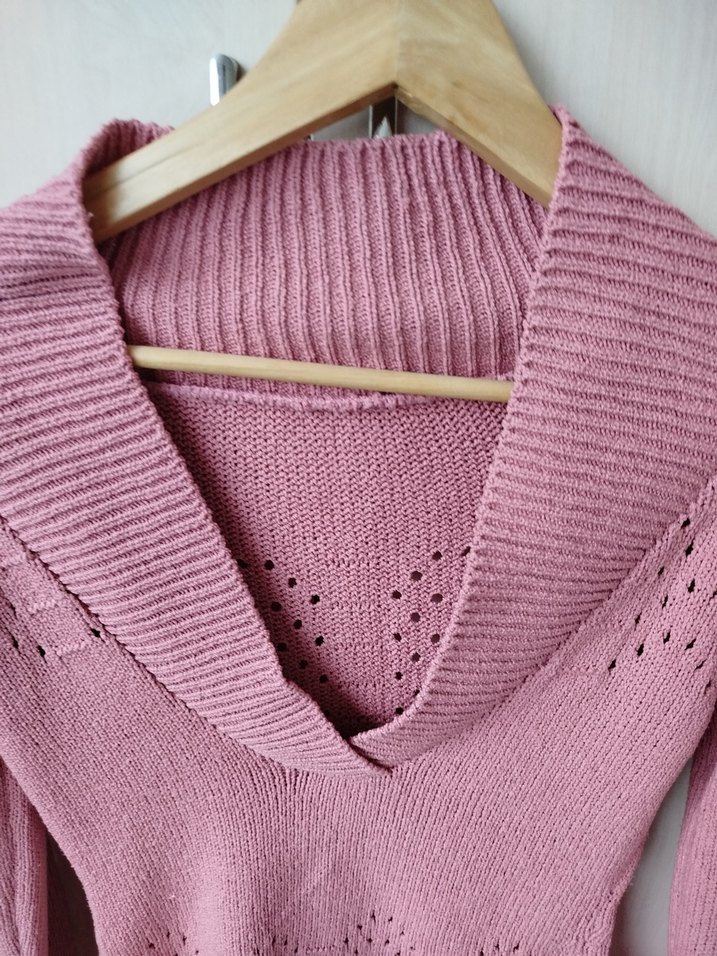 Pembe V Yaka Uzun Örme Kadın Kazak - Görsel 3