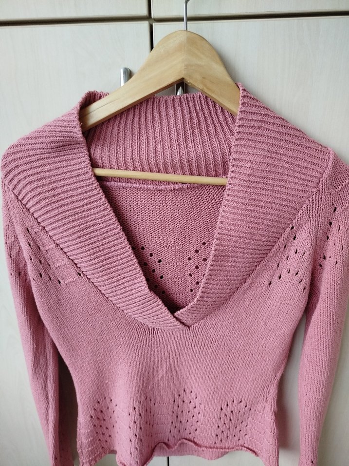 Pembe V Yaka Uzun Örme Kadın Kazak - Görsel 2
