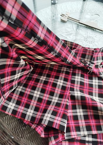 Pembe Ekoseli Kemerli Mini Şort Etek - Görsel 8